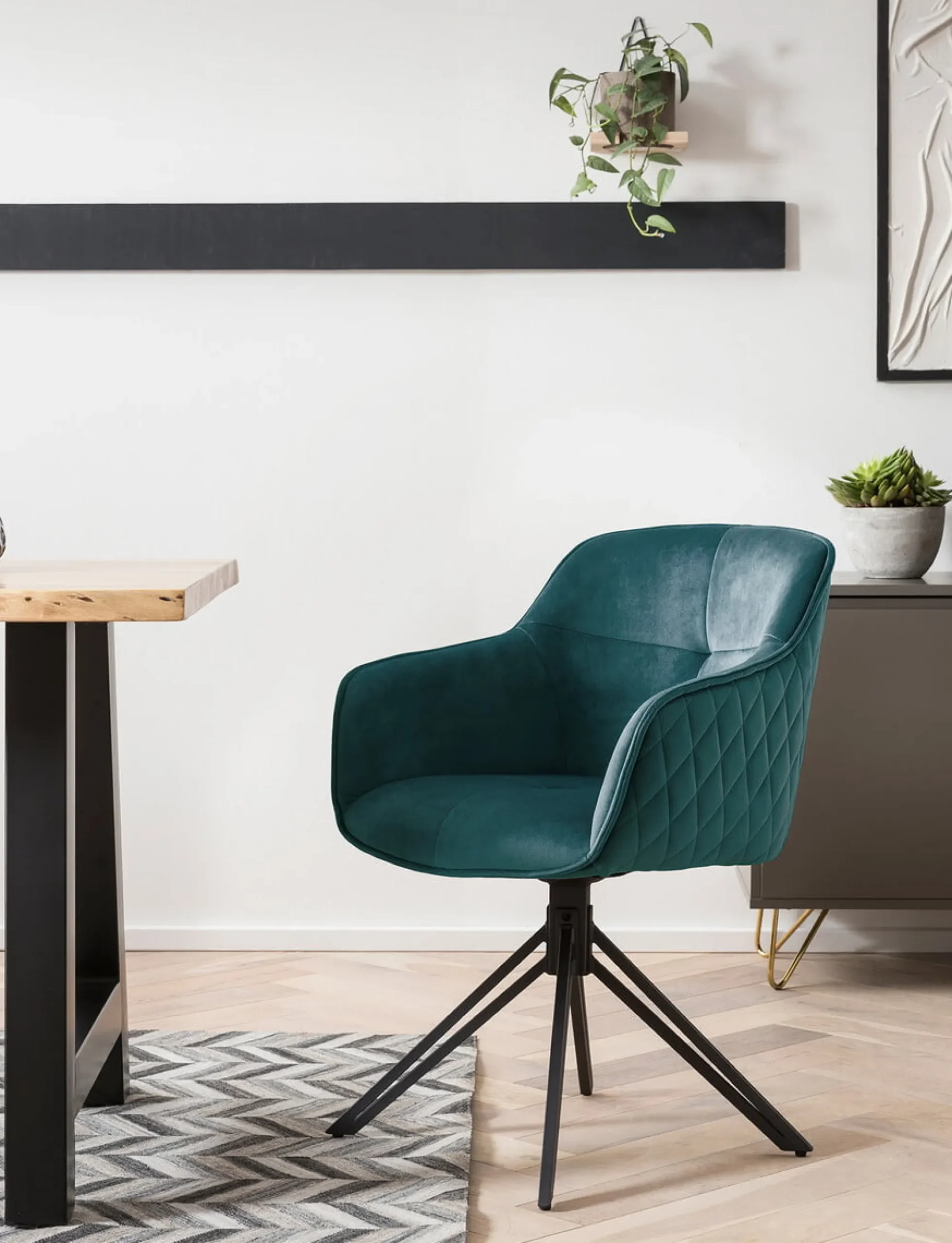 Eetkamerstoelen^Huisenthuis Armstoel Adele Groen