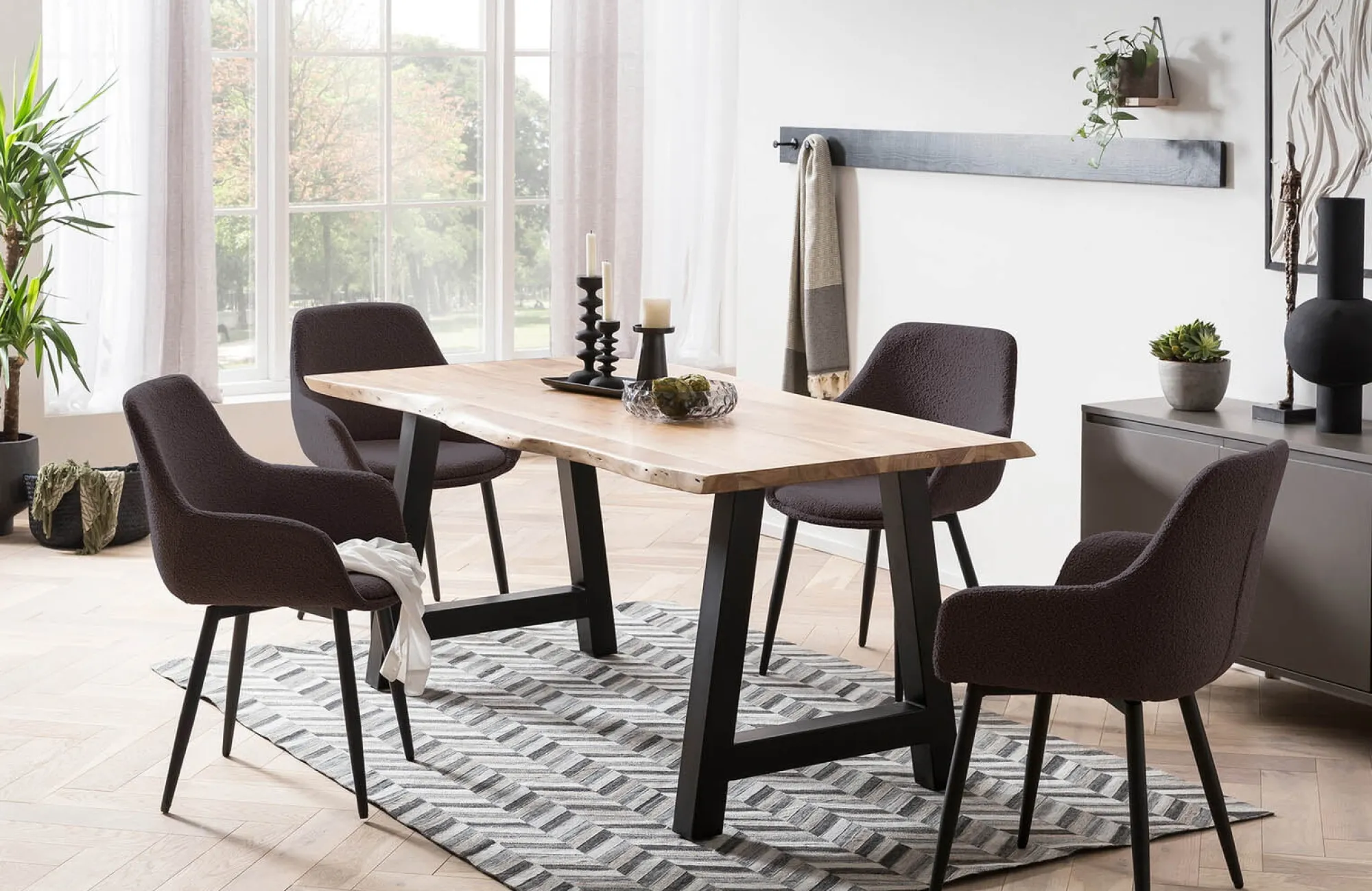 Eetkamerstoelen^Huisenthuis Armstoel Kate Bouclé – Set van 2 Antraciet
