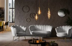 Banken^Huisenthuis Bank Chanelle Velvet 136 cm Lichtgrijs