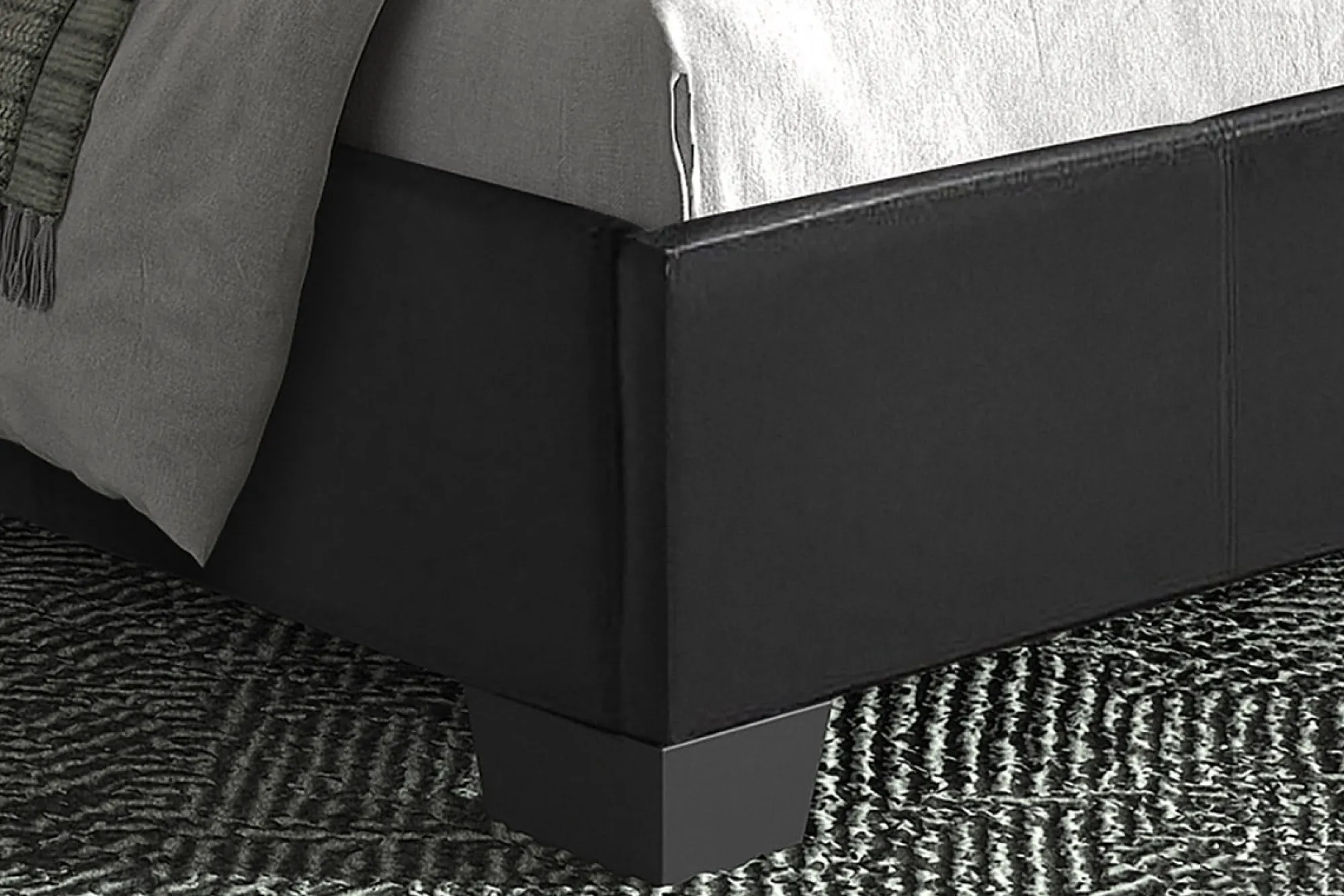 Bedden^Huisenthuis Bed Napels Zwart 140x200cm