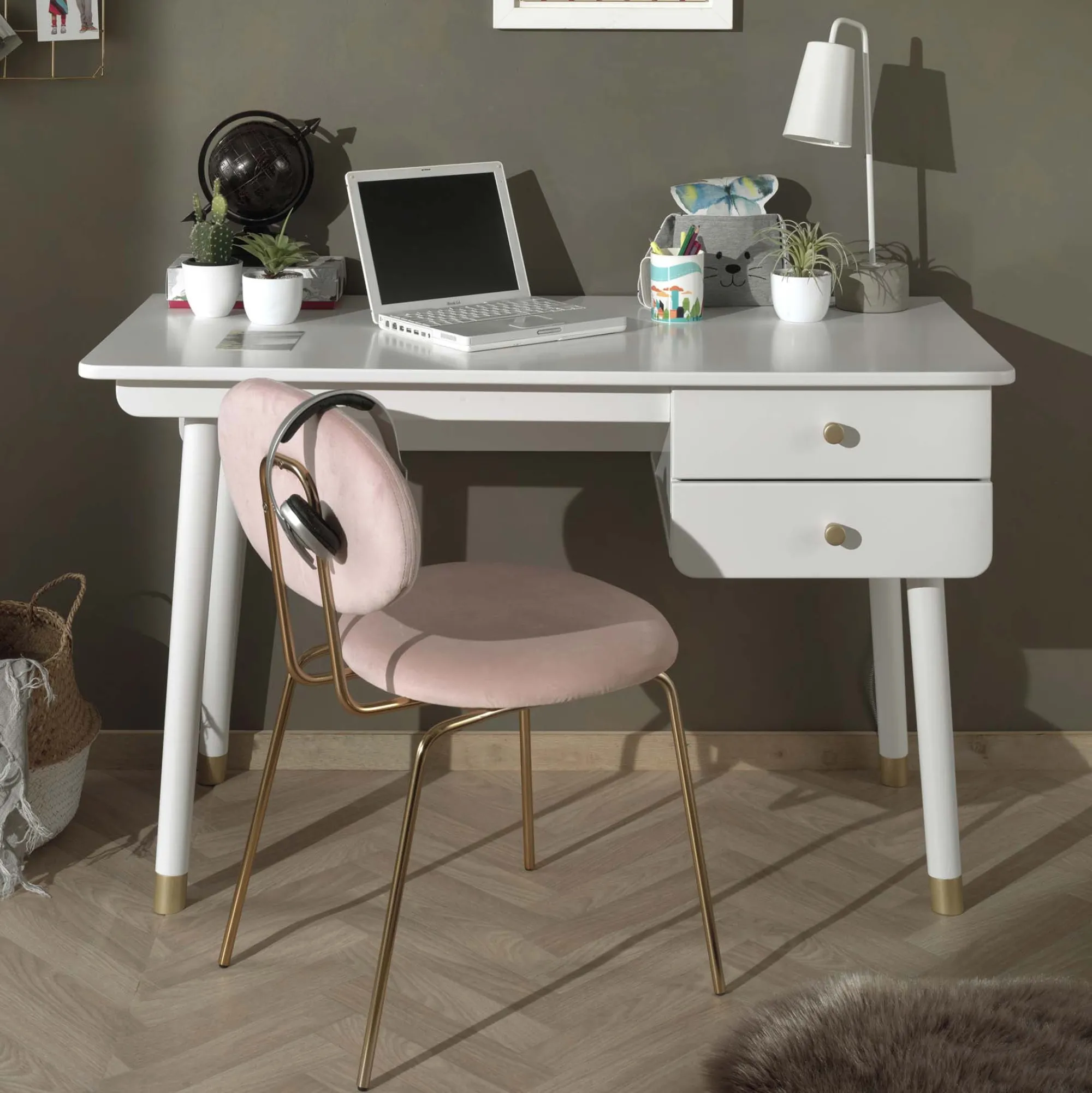 Kinderbureaus^Huisenthuis Bureau Eline-W