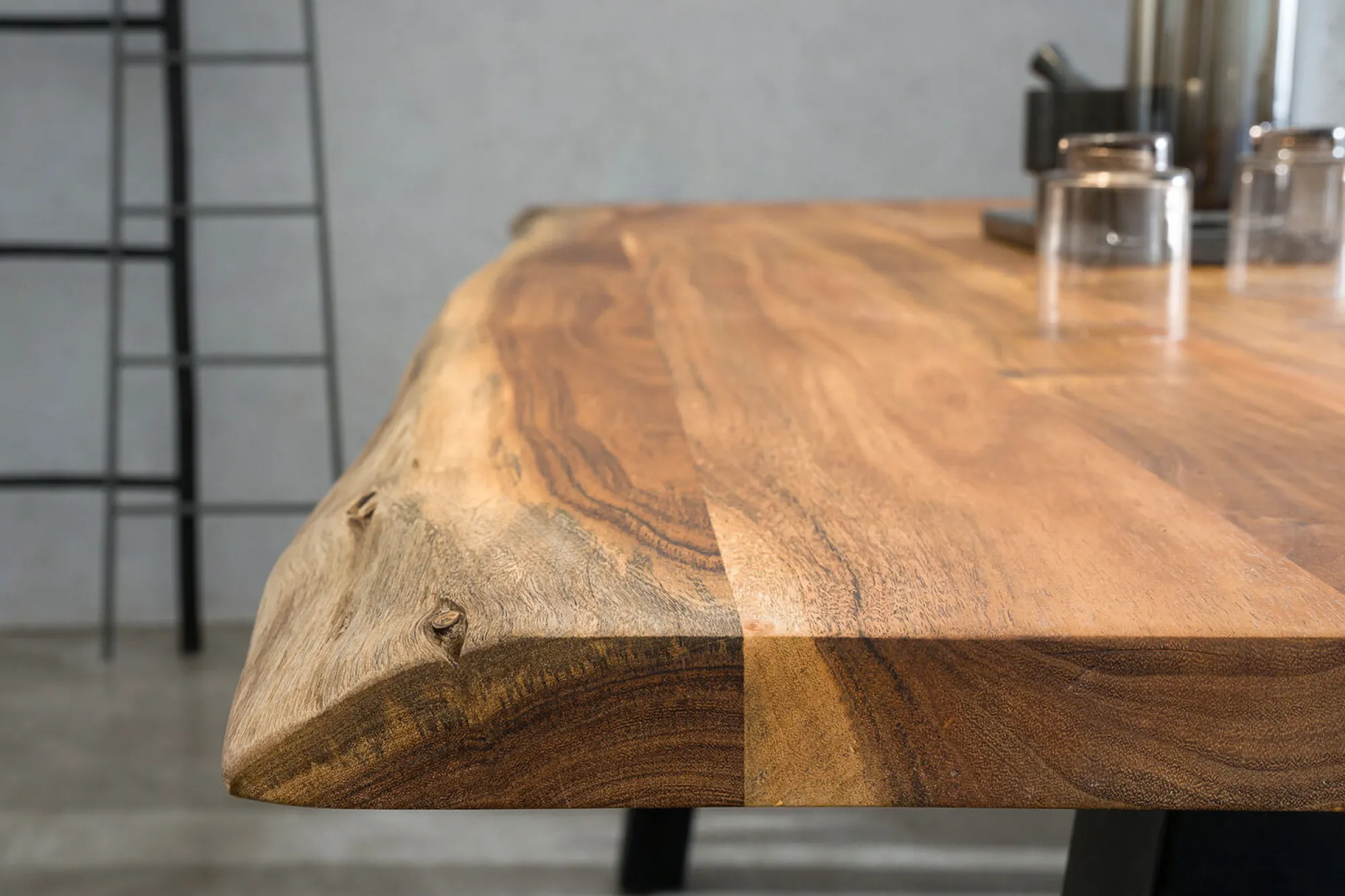 Eetkamertafels^Huisenthuis Eetkamertafel Joep Acacia 140x80cm
