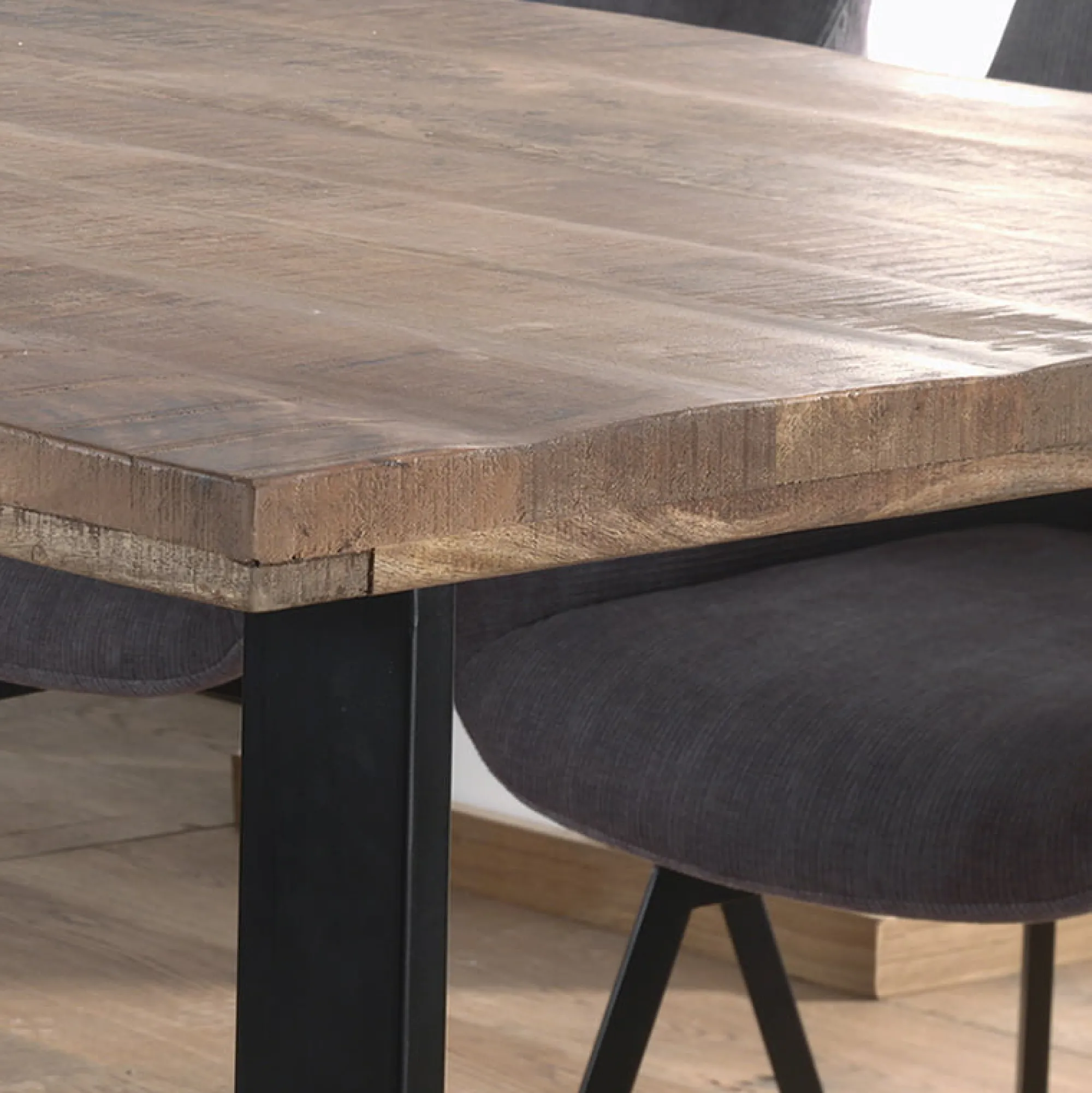 Eetkamertafels^Huisenthuis Tafel Nena Mangolia 200 cm